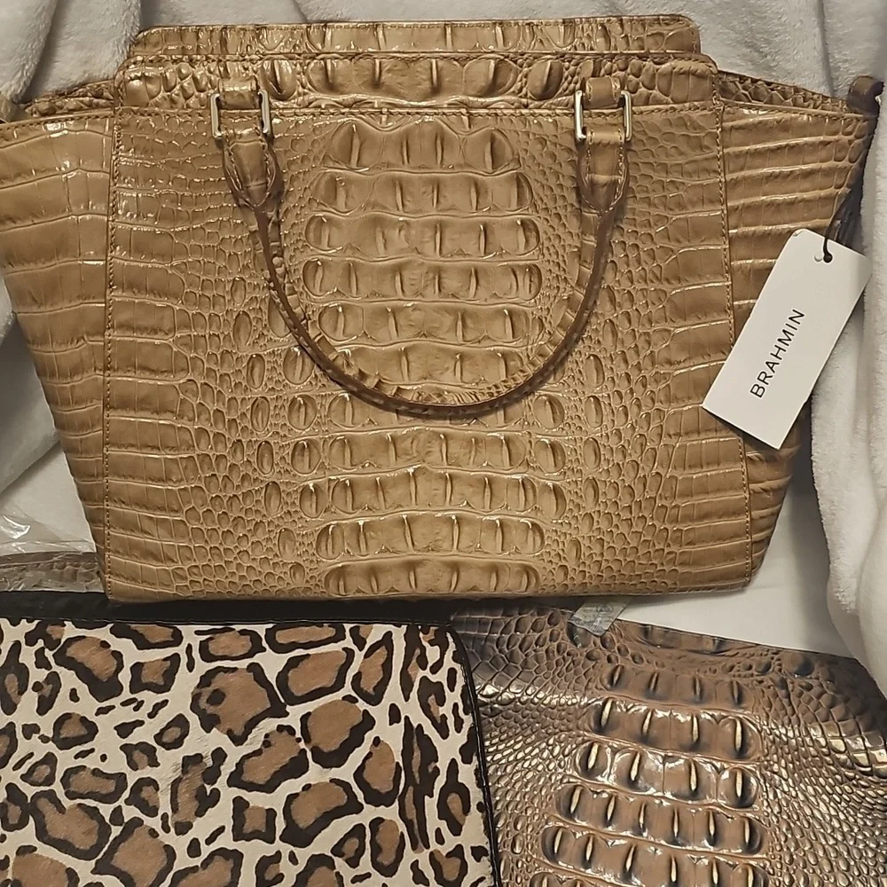 NEW W/ Tag Brahmin Tan/brown Crocodile Embossed Women's Bag - Picture 5 of 5